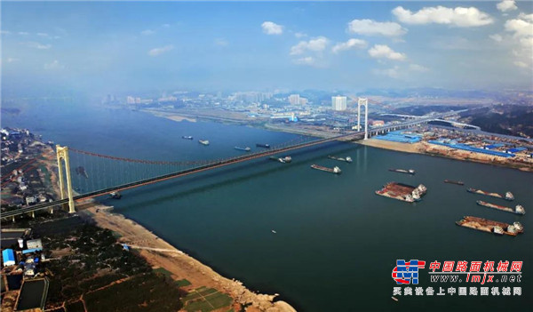 三一重工：霸氣！國內首座主跨千米級長江特大橋建成通車