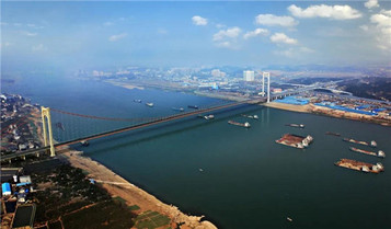 三一重工：霸气！国内首座主跨千米级长江特大桥建成通车