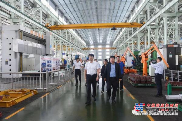 【参观交流】潍坊三建市政工程公司总经理程刚一行参观方圆集团