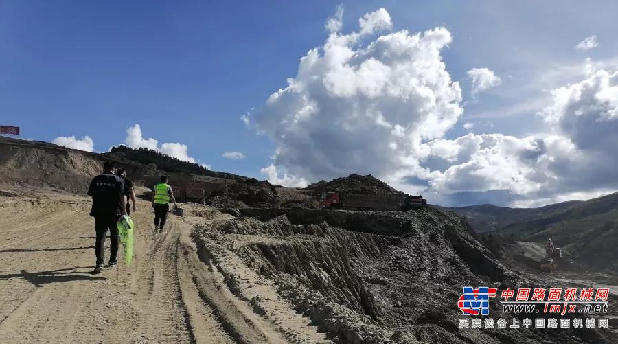 中联重科服务万里行西南篇 | 翻山越岭，他们总会如期而至