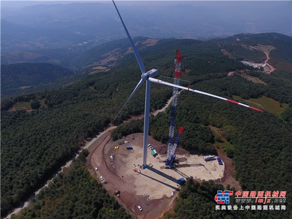 中聯重科起重機閃耀亞歐 助力土耳其最大風電項目吊裝
