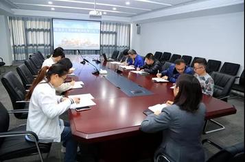 快跑！徐工电商举行新进员工导师带徒协议签订仪式