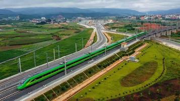 300台三一设备参建！中老铁路今日通车！
