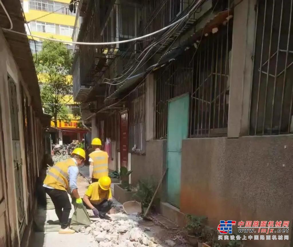 	“哒哒哒，哒哒哒”破碎声不绝于耳，我们山猫三兄弟各自施展本领，混凝土土崩瓦解，逐渐露出里面的钢筋。半天下来，几十个桩全部搞定，趁着老板去领工钱，我也稍微喘口气，稍作休整准备新的旅程。