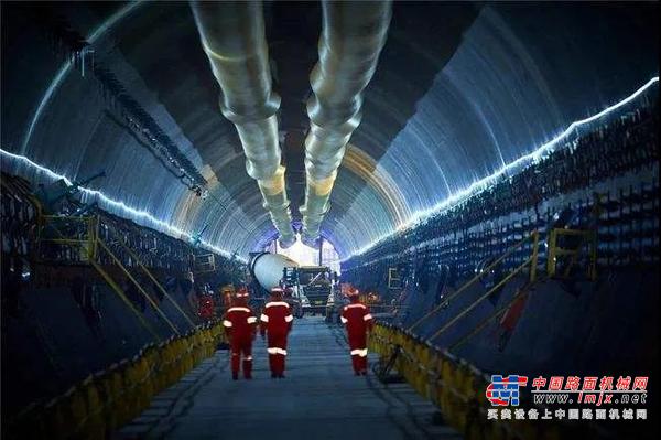 打造“浙江第一深”！三一SAC4000T7留下攻坚足迹