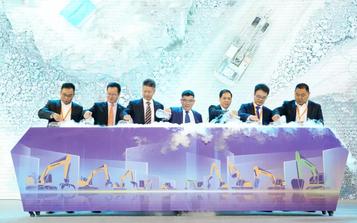 应变局 开新局丨柳工挖掘机30周年LOGO发布
