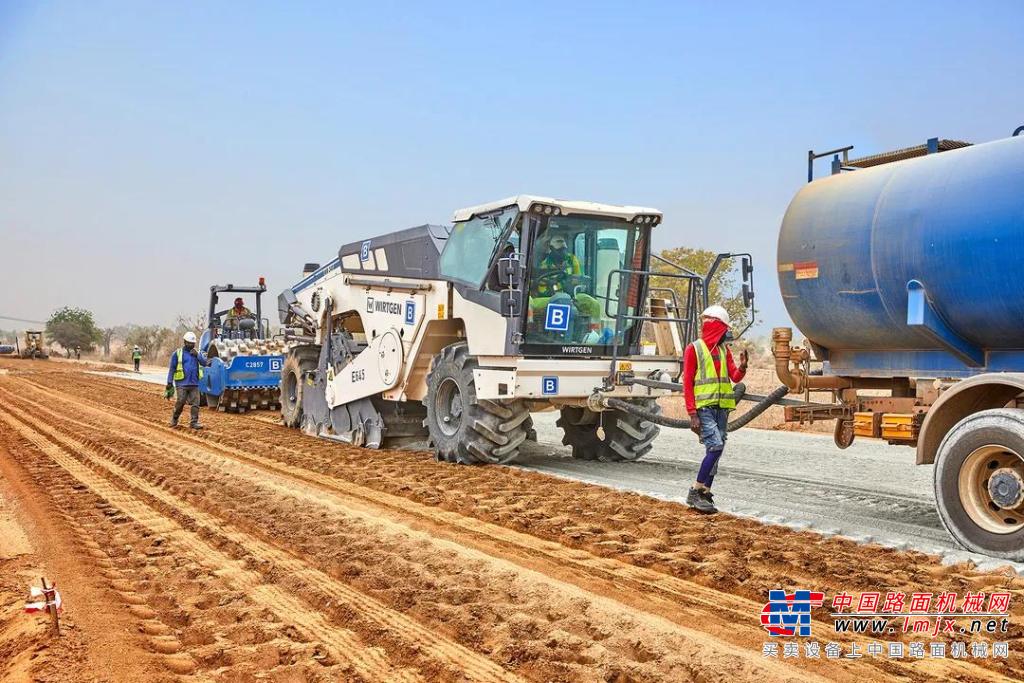 工地报告 | 维特根集团设备强力助阵 JBN 公司高质完成道路工程项目
