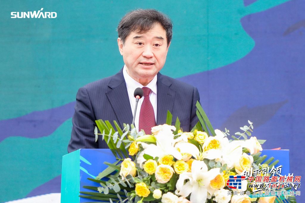 一口气发布8款“超级装备”！山河智能地下工程装备全球发布会成功举行