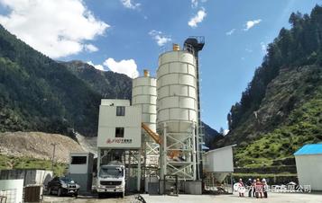 方圆箱式HZS60型搅拌站全力支持西非布基纳法索博博-迪乌拉索医院援建项目