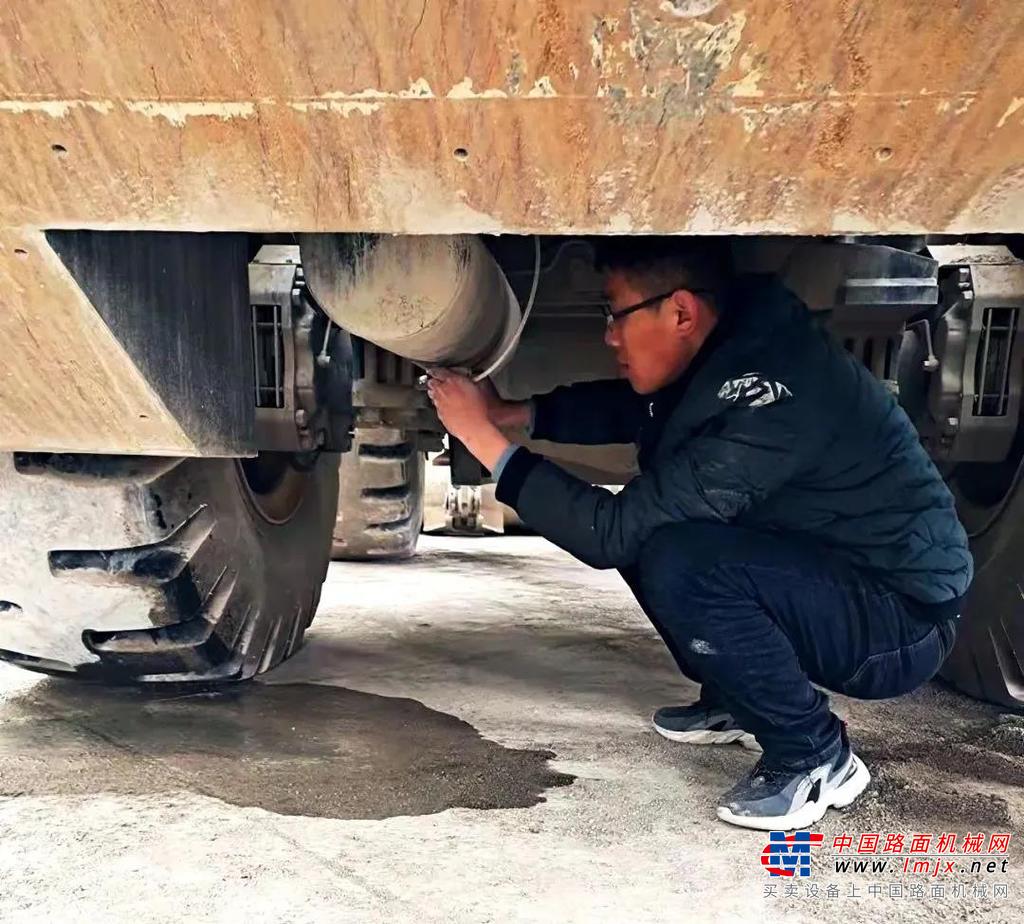 山推股份总经理张民下达出征命令