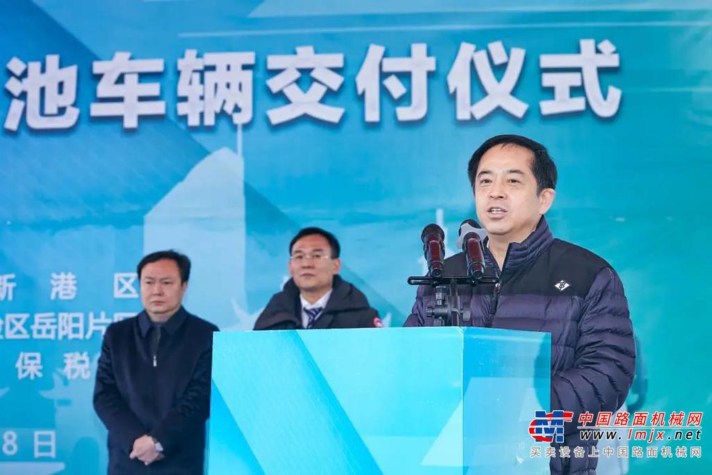 为打造岳阳氢能示范城市，岳阳市人民政府和三一集团本着资源共享、合作共赢的原则，去年已达成氢燃料电池车合作协议。