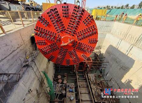 河南首台顶盾机助力郑东新区高压输电线路迁改一期建设