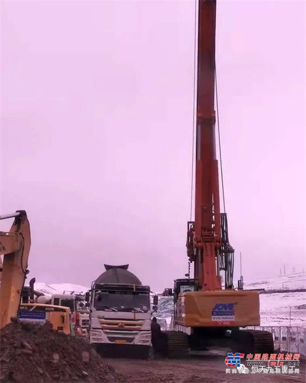 恒天九五旋挖鑽機助力川藏鐵路建設