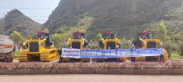 山推:我是服务工程师 | 服务零距离 客户回购无顾虑！