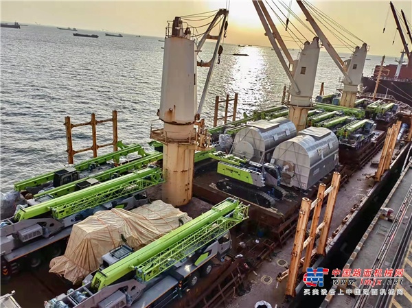 中联重科全线产品热销海外 200台高端装备劈波斩浪奔赴土耳其 