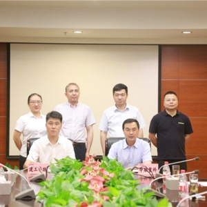 R代塔机实力引领！中联重科与湖南建工华旺公司达成战略合作