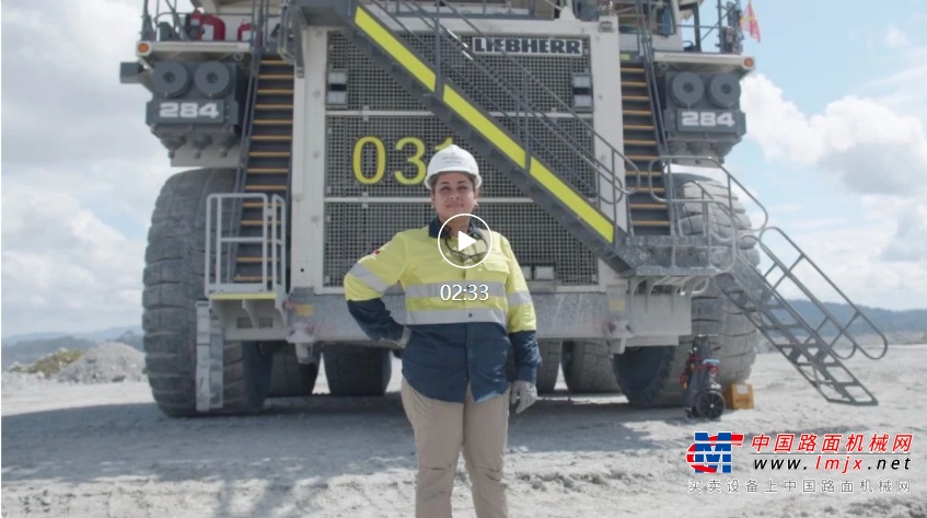 因为执着，她成为巴拿马第一位矿用卡车女性驾驶