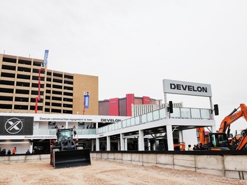 万众瞩目  DEVELON（迪万伦）新品耀世登场北美
