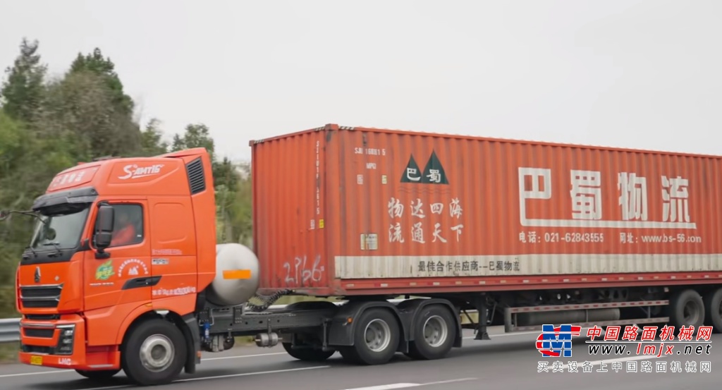 中國重汽TH7燃氣車獲巴蜀物流集團1000輛大單，高品質國產重卡助力物流行業高效運營