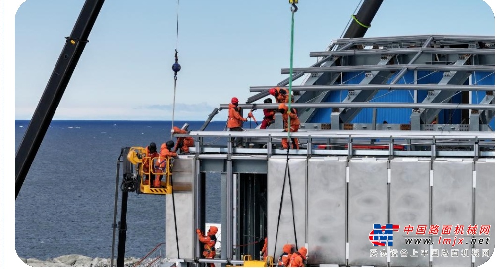 权威媒体关注 | 南极秦岭站建设中的柳工身影