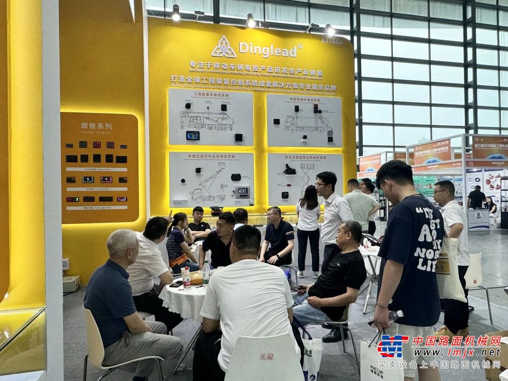 鼎立麓鸿：创新驱动，奏响电气控制技术新乐章
