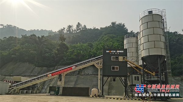 山推建友混凝土搅拌站助力印尼上西索堪抽水蓄能电站建设