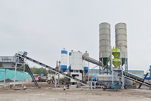 方圆WBZ800-D型稳定土拌和站助力“太行一号” 旅游公路建设