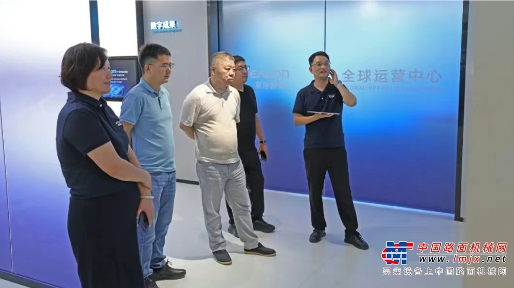 鸣阳集团董事长崔长斌一行到访易控智驾 共探矿山无人驾驶规模化应用新机遇