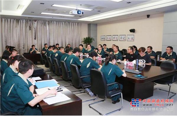 山推举办领导干部英语水平提升培训