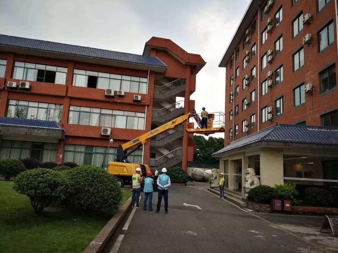 徐工高空作业平台服务万里行川渝站