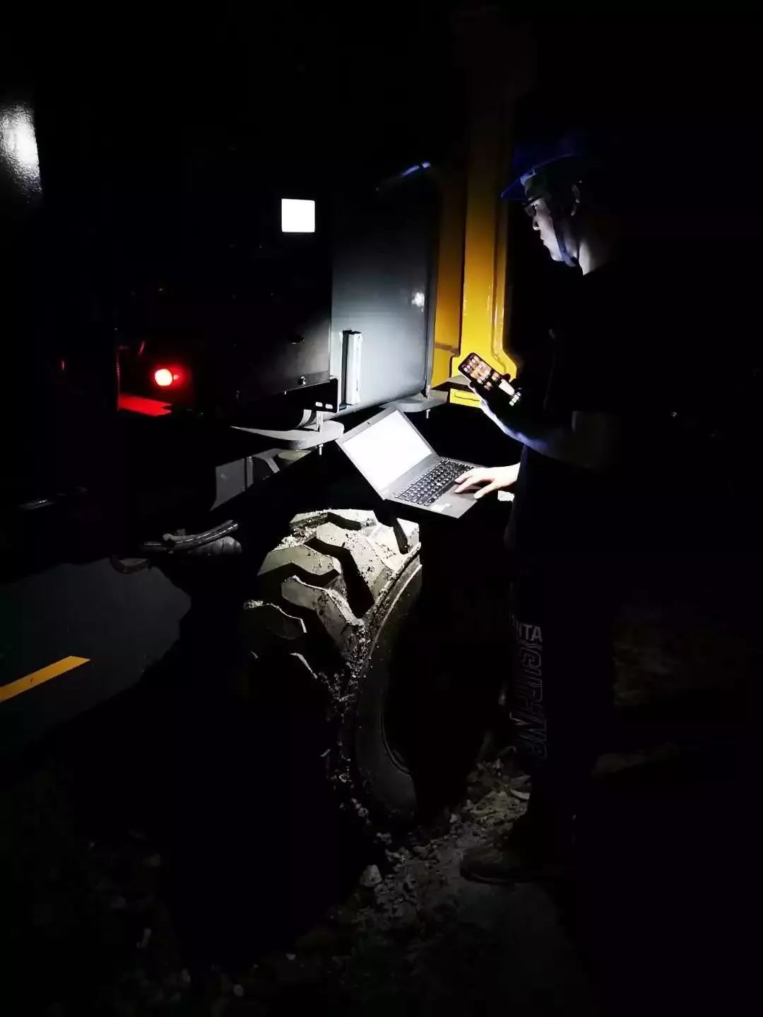 徐工高空作业平台服务万里行川渝站