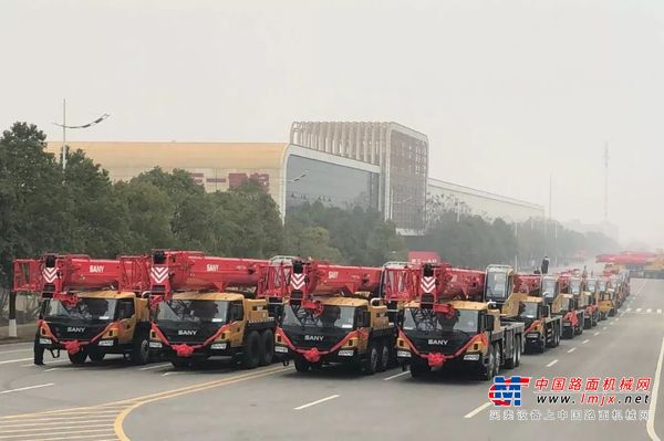燃爆！100台三一起重机远征乌兹别克，参建中亚首个核电站