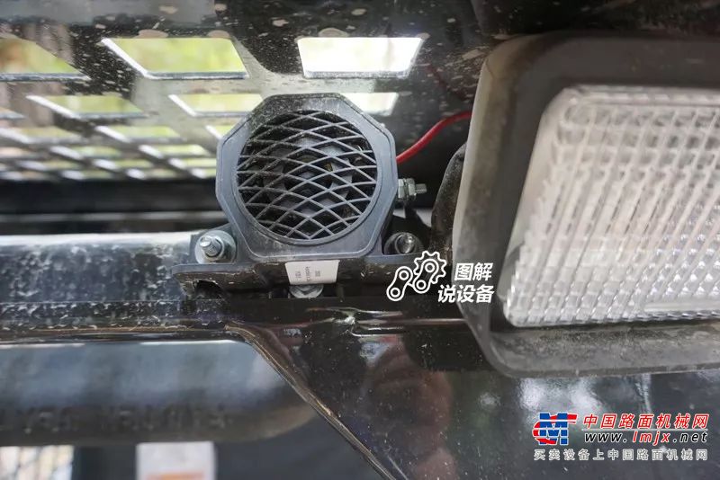 百图详解山猫S70滑移装载机，小到极致的精妙机器！