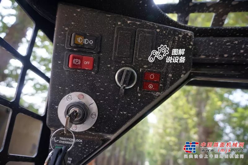 百图详解山猫S70滑移装载机，小到极致的精妙机器！