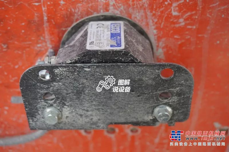 百图详解山猫S70滑移装载机，小到极致的精妙机器！