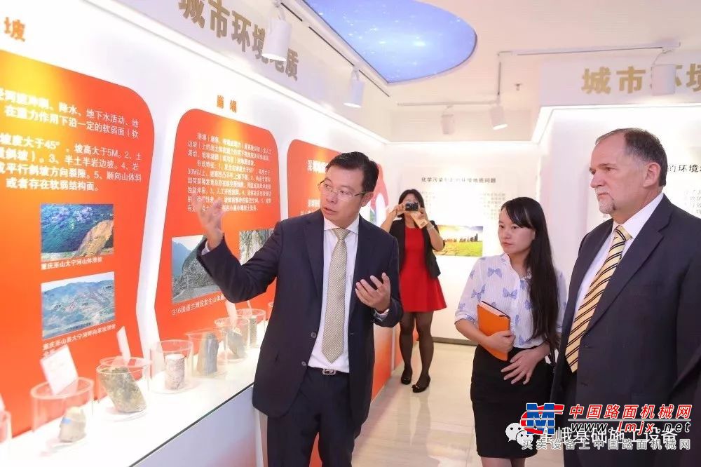 宝峨BCS 40铣槽机交付深圳工勘集团，广州荔湾新地标连续墙工程顺利开工