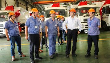 集团公司党委书记、董事长吴培国到常林公司调研指导工作
