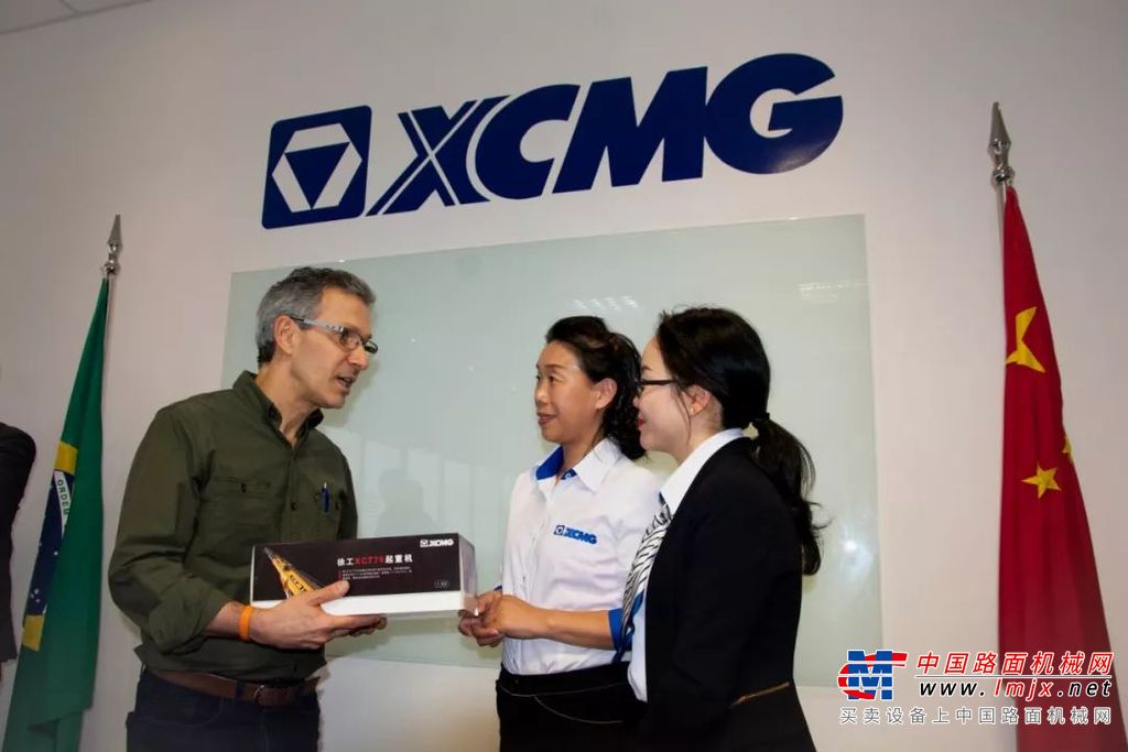 巴西MG州长三次到访徐工巴西，只为一件事！