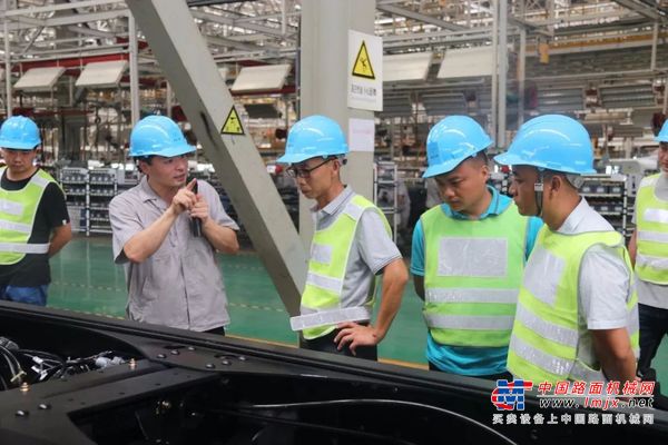 一路向北 他们来到了华菱星马