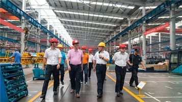 广州市国资委党委书记、主任陈浩钿到山河智能考察指导
