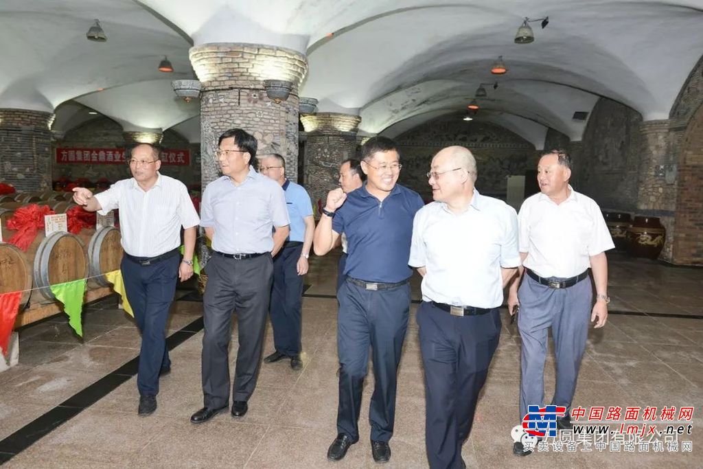 上海三菱电梯有限公司一行来宾参观方圆集团