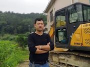三台挖掘机在手，感觉人生到达了巅峰