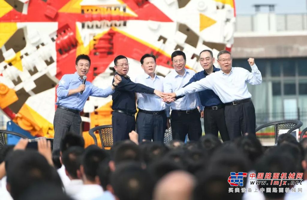 梁稳根央视对话全记录：长沙工程机械一定会达到世界领先水平