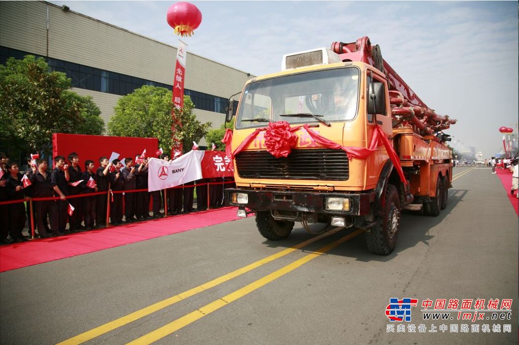 梁稳根央视对话全记录：长沙工程机械一定会达到世界领先水平