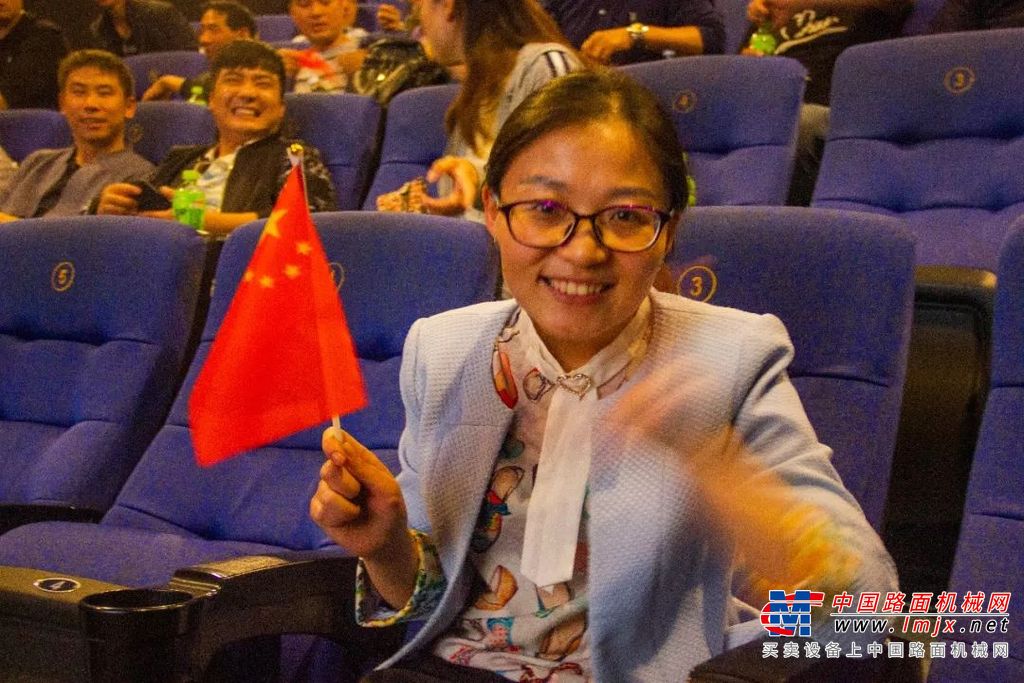 中交西筑：结构车间组织国庆70周年观影活动