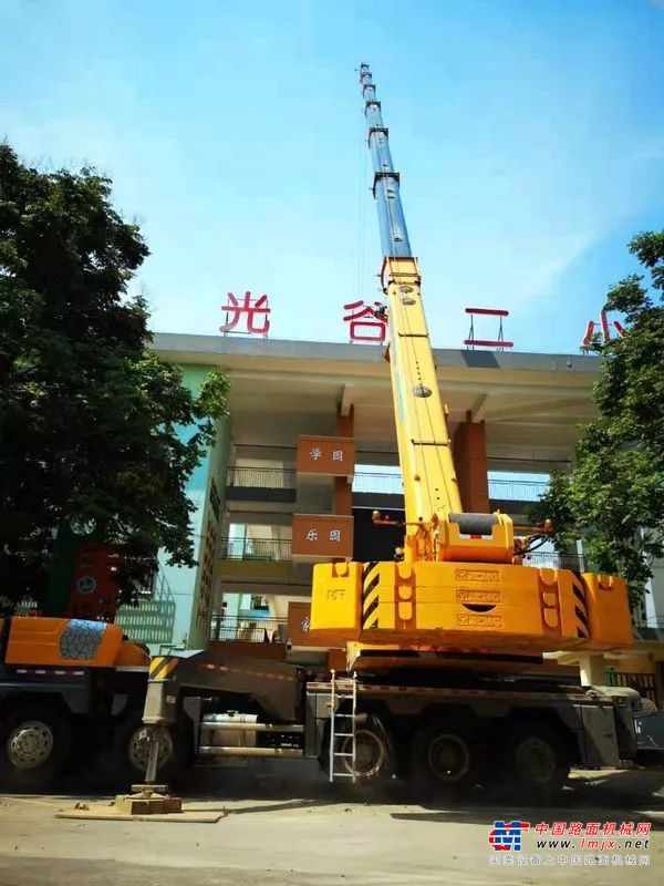 礼赞70年，看徐工起重机如何成为城市建设的主力担当