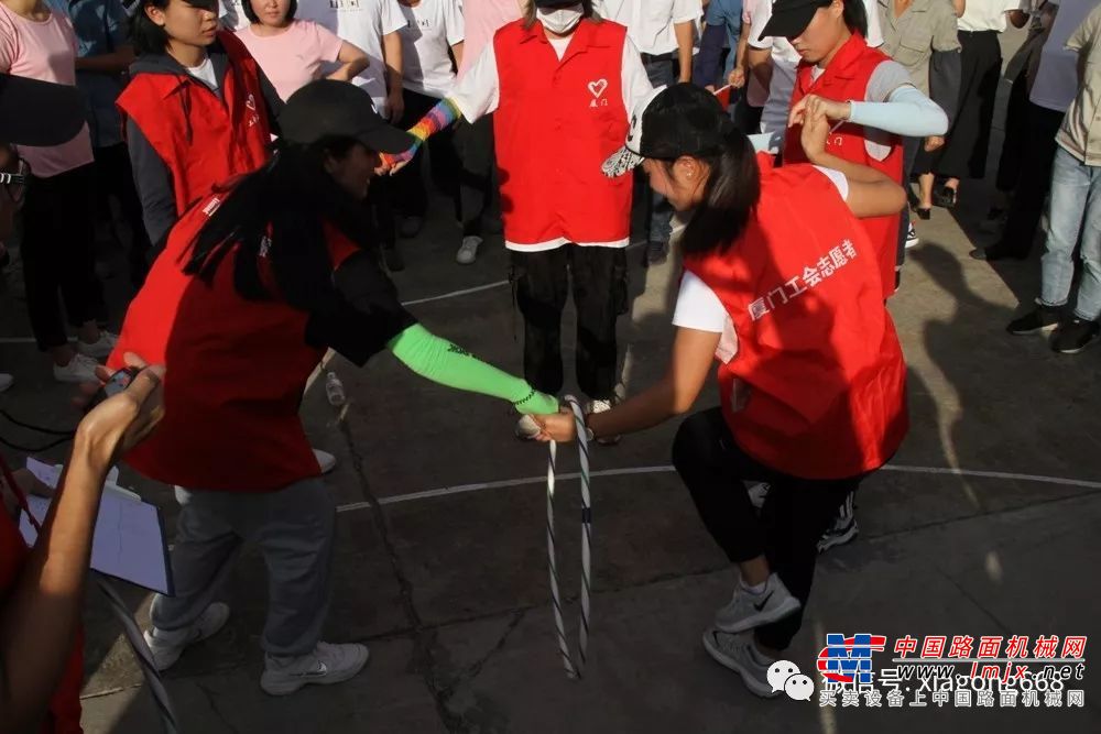 喜迎盛世华诞70载，厦工与新中国一路同行，共奋进！