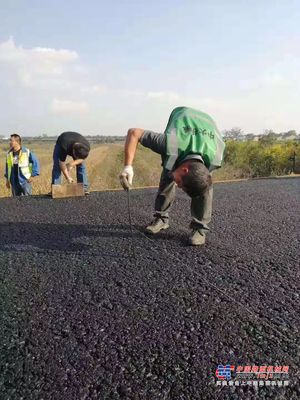 省交通设计院、陕西路桥、中大机械强强联合诚为旬邑至陕甘界高速公路做贡献