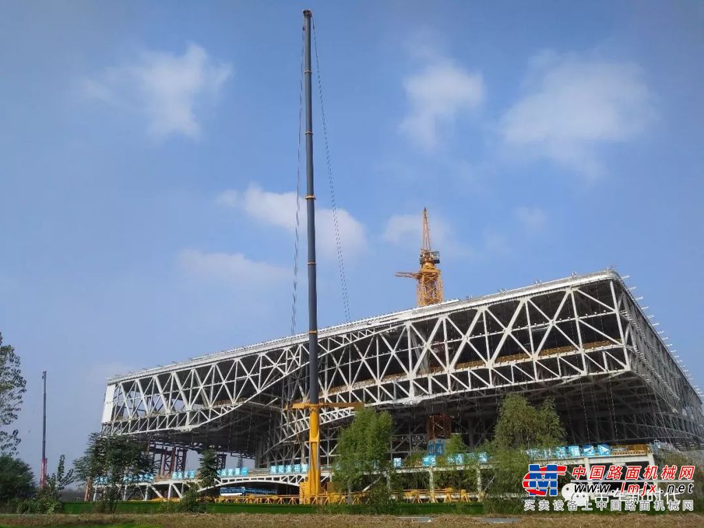 【荣耀G1】祝全国首台全工况XCA550生日快乐！