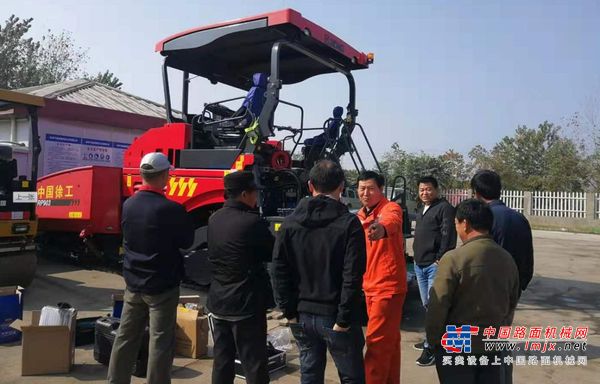 倒计时5天！又一批徐工中国红尊贵限量版落地江苏、四川等地！
